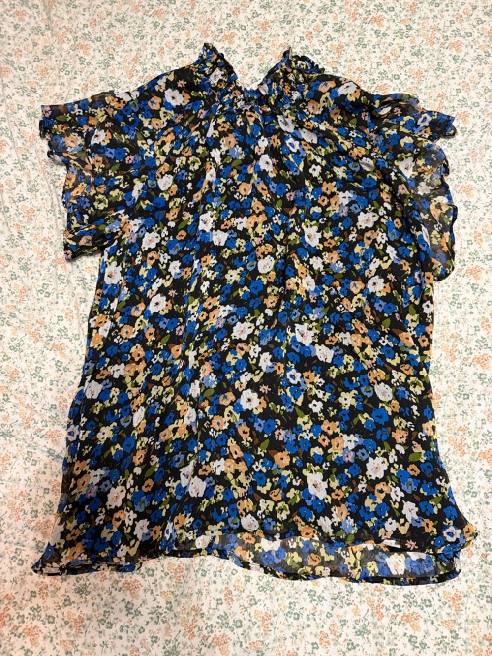 eesome Black Floral Ruffle Mock Neck Blouse